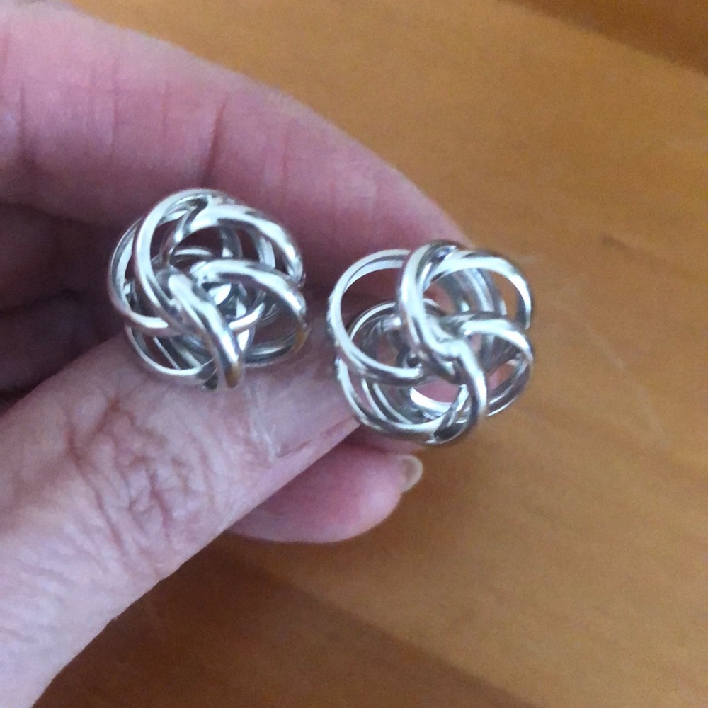 NWT Ross Simons Silver Love Knot Earrings!! 🤩